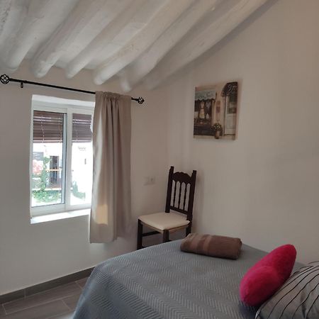 Apartamento Casa Cueva Setenil De Las Bodegas Exterior foto